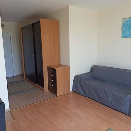 Rose An With The View At The Sea, Svieti Vlas, Bulgaria Apartment *