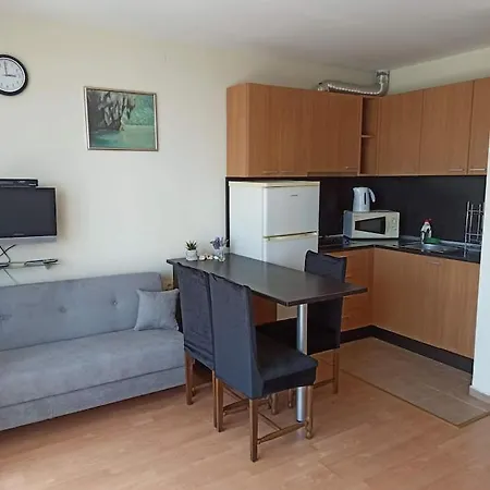 Apartment Rose An With The View At The Sea, Svieti Vlas, Bulgaria Sveti Vlas