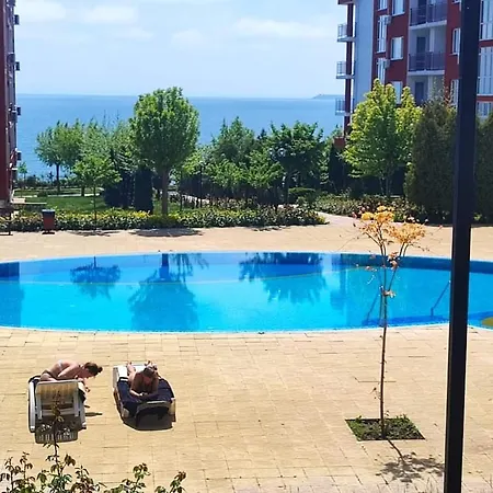 Apartment Rose An With The View At The Sea, Svieti Vlas, Bulgaria *